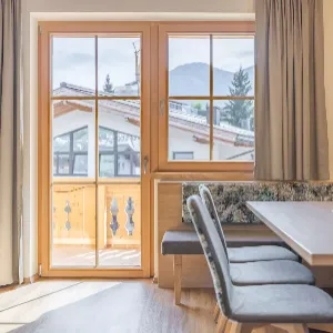 Sprossenfenster aus Holz